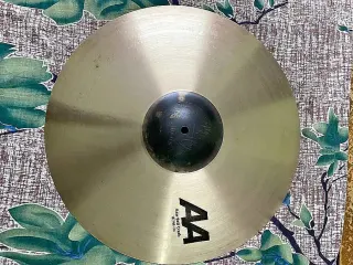 Plato crash AA Raw Bell de 18 pulgadas
