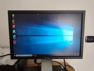 Monitor Dell 24 pollici schermo piatto HD