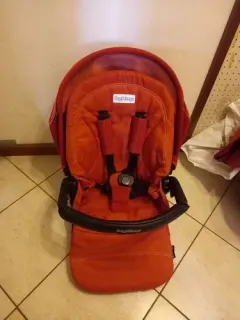 Assise Peg Perego orange pour poussette