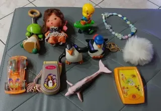 Mixed vintage toys lot Tweety penguins dolphin