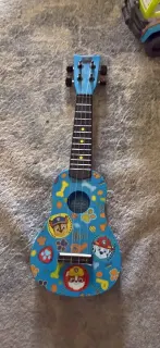 Ukulele First Act tema Paw Patrol