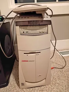 PC tower Compaq Presario vintage