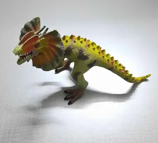 Dinosaurio de plástico grande