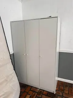 Armoire blanche trois portes essentielle