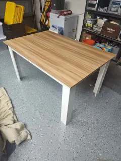 Tavolo da pranzo piano effetto legno