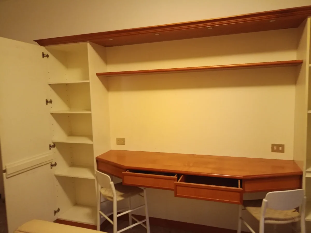 REGALO Dispensa cucina-soggiorno