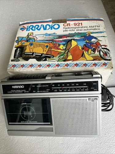 Vintage IRRADIO AM/FM cassette radio with box