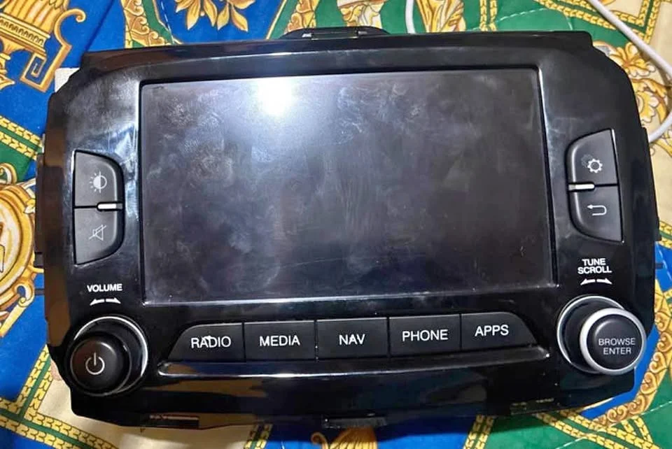 OEM Kia/Hyundai multimedia display - navigation