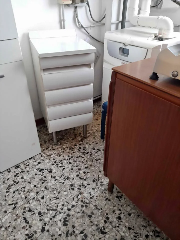 Cassettiera MALM bianca + cassapanca in teak