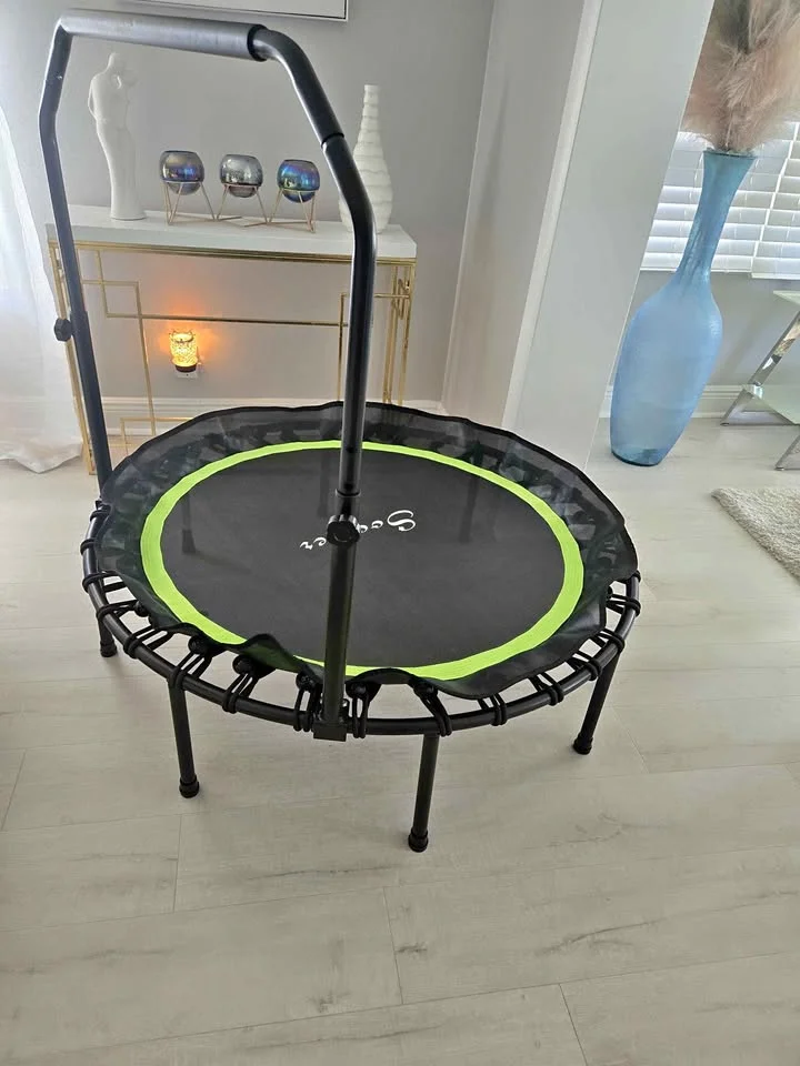 Mini trampoline fitness avec poignée