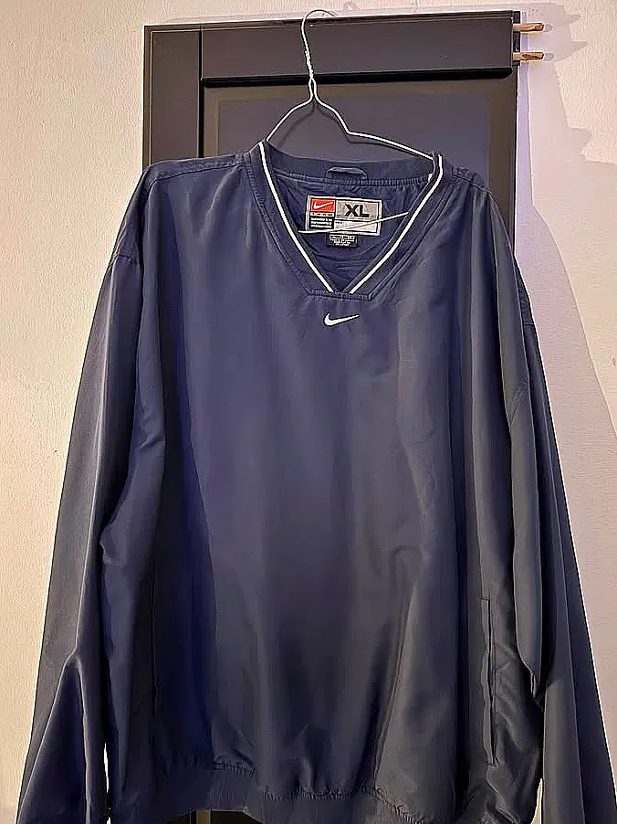 Coupe-vent Nike col V bleu marine