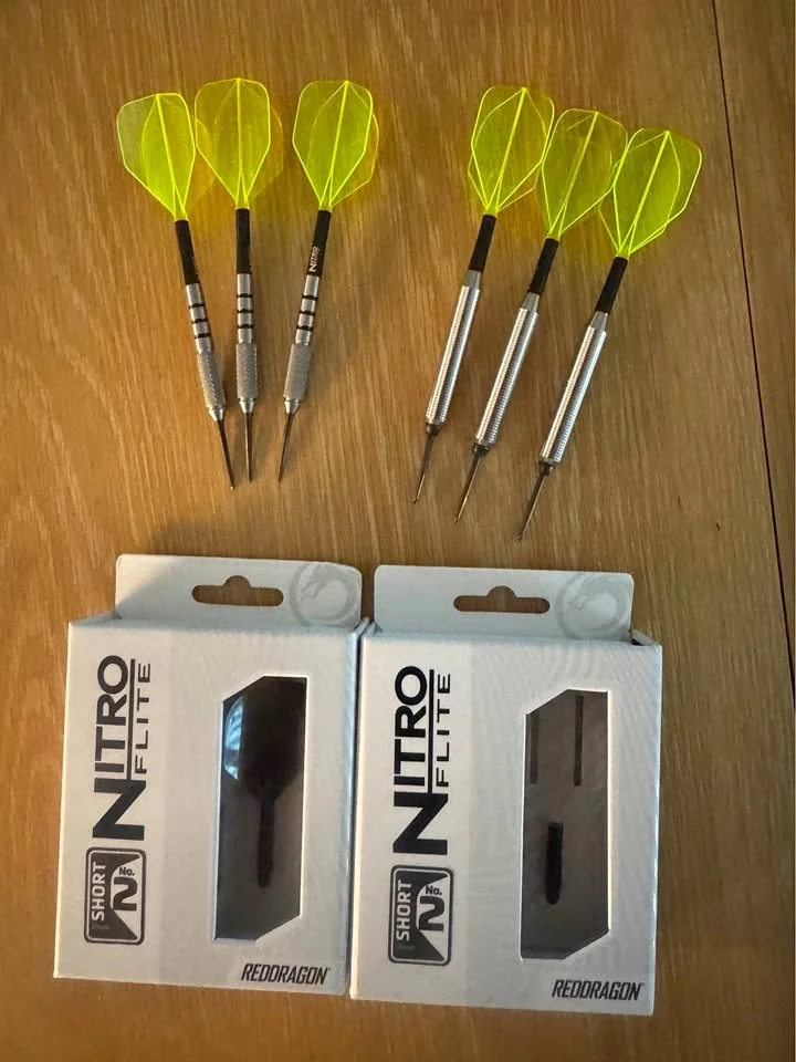 Set 6 freccette Red Dragon Nitro