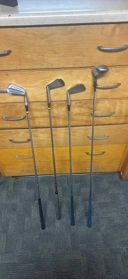 Set 4 ferri da golf
