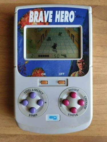 Videogioco portatile LCD Brave Hero vintage anni 90