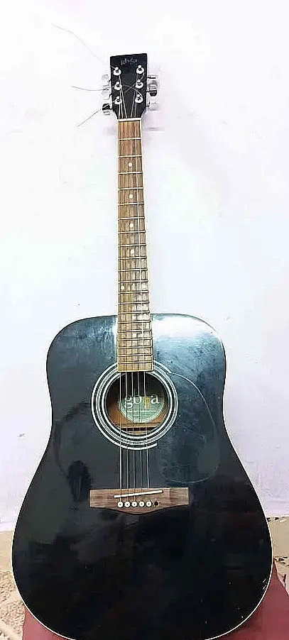 Guitarra acústica dreadnought