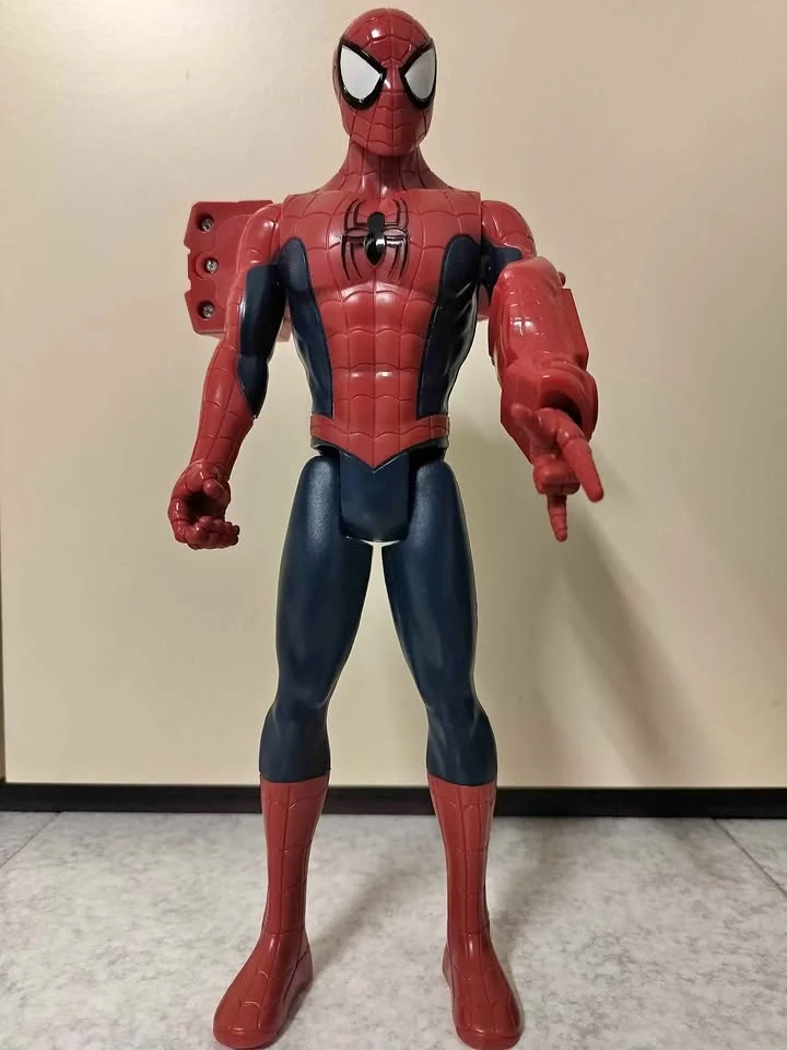 Spider-Man Titan Hero 30 cm action figure - Hasbro