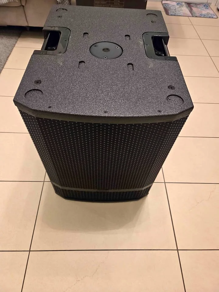 Professional active PA subwoofer - large and powerful