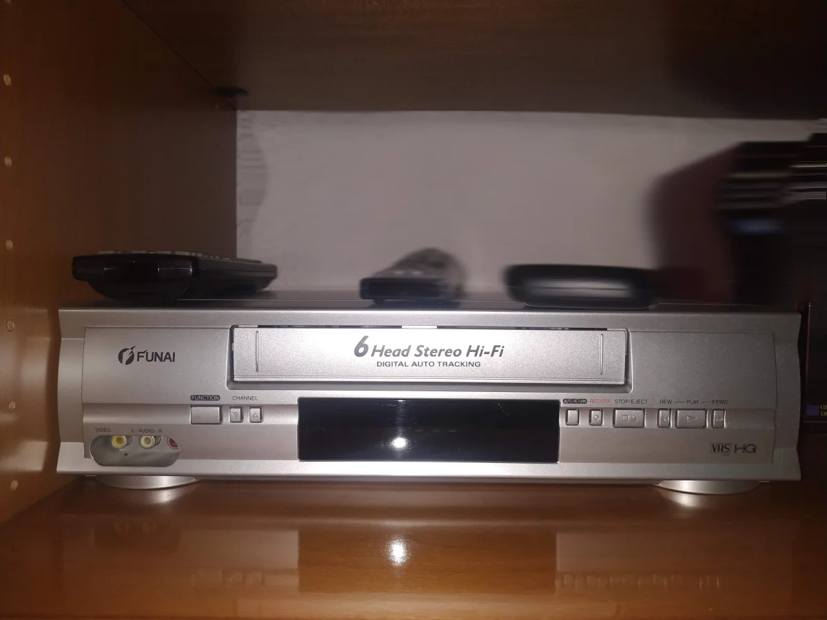 Funai 6 Head VHS recorder - Hi-Fi Stereo