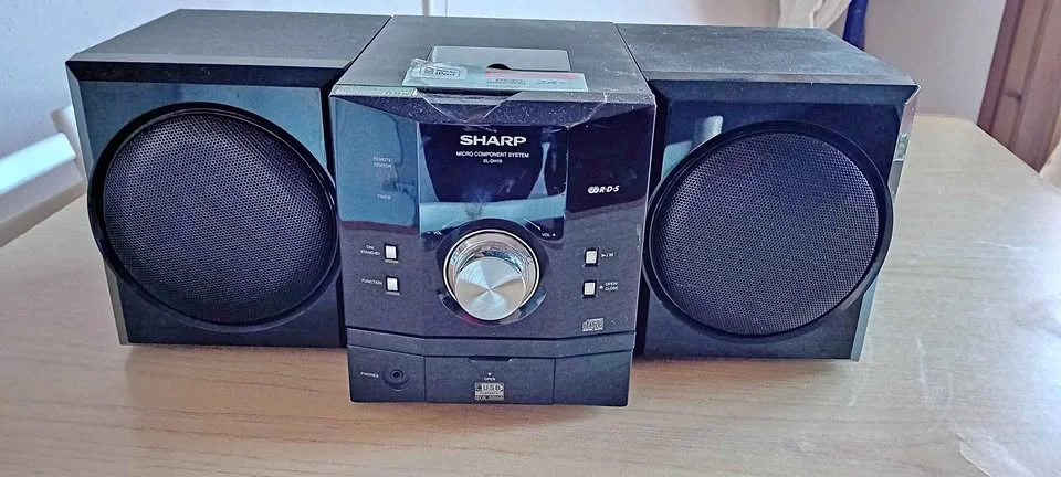 Sharp XL-3100 black Micro HiFi - CD and cassette